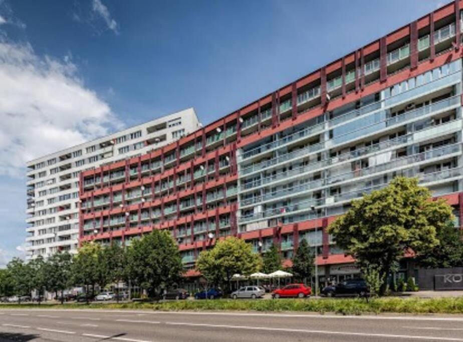 Urbanelegance Escape, Top Location, Private Parking Bratislava Exterior foto
